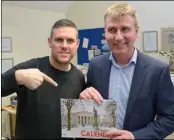  ??  ?? Darren Rafferty presented one of 2019 calendars to Stephen Kenny at a SOSAD event.