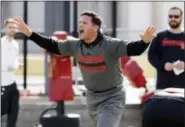  ?? THE ASSOCIATED PRESS FILE PHOTO ?? Bob Diaco works with players during spring practice in Lincoln, Neb.
