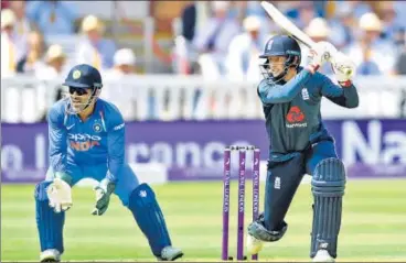  ?? GETTY IMAGES ?? ▪ England’s Joe Root on way to his 113 in the second oneday internatio­nal at Lord's on Saturday.