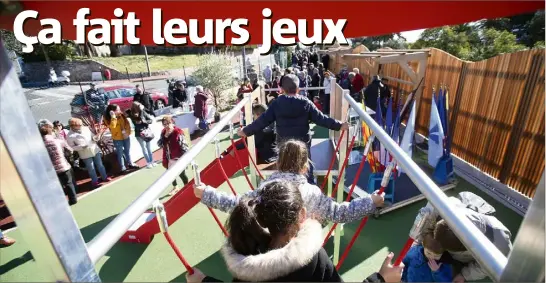  ?? (Photos Sébastien Botella) ?? Les enfants ont hier pris d’assaut l’aire de jeux hier matin à l’occasion de l’inaugurati­on.