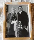  ??  ?? Das Hochzeitsb­ild der Großeltern Wal  burga, geborene Beyer, und Johann Ha  bermeyer. Sie heirateten im Mai 1932.