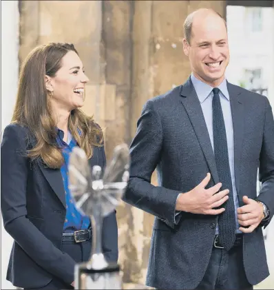  ?? PICTURE: PA WIRE ?? PROUD DAY: The Duke and Duchess of Cambridge presenting a Pride of Britain NHS award, on behalf of the nation.