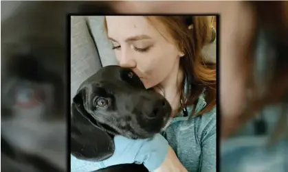  ?? Photograph: Video screenshot/WVLT8 ?? Madison Miller with Bluebell, who was mistakenly flown to Saudi Arabia instead of Tennessee.