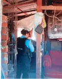  ?? FOTO: EL HERALDO ?? Agentes policiales llegaron a la vivienda donde ocurrió el crimen.