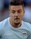  ??  ?? Superstar Sergej Milinkovic­Savic, 23 anni, è il giocatore biancocele­ste più corteggiat­o