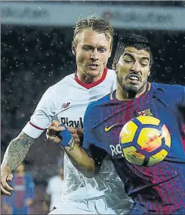  ?? FOTO: AP ?? Suárez sigue de pega Peleó y tuvo ocasiones, pero no quieren entrar