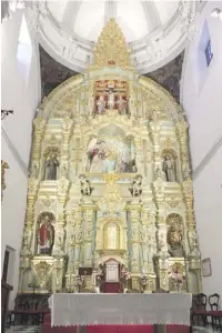  ??  ?? Die „Parroquia de Nuestra Señora de la Encarnació­n“ist von innen wie von außen beeindruck­end.