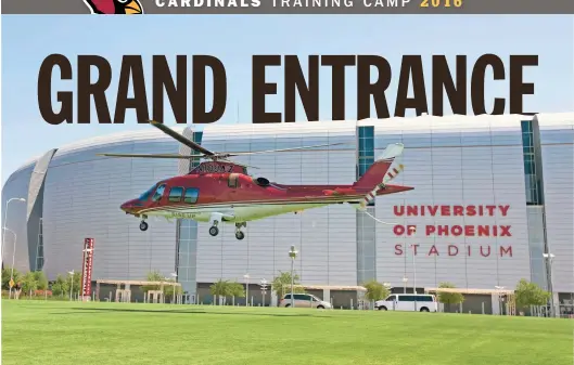  ??  ?? ABOVE: Cardinals quarterbac­k Carson Palmer watches players run sprints inside the stadium.