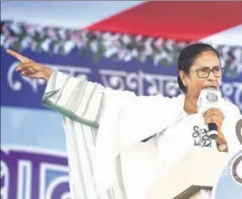  ?? AND SAMIR JANA/HT ?? TMC chief and West Bengal CM Mamata Banerjee at a rally in South 24 Parganas district on Thursday (above). PM Narendra Modi at a public rally at Dum Dum in Kolkata on Thursday (left).ANI