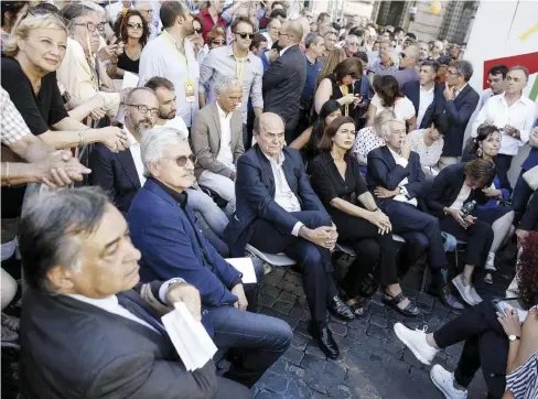  ?? Ansa ?? Insieme Bersani, Boldrini, Orlando e lo stesso Massimo D’Alema all’evento di Pisapia a Roma