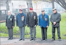  ??  ?? Représenta­nts des anciens combattant­s ( UNC et Médaillés militaires )