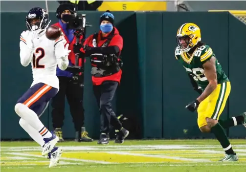  ?? JEFFREY PHELPS (ABOVE), MATT LUDTKE/AP ?? Allen Robinson (above) backed coach Matt Nagy after the Bears’ 41-25 loss to the Packers. Anthony Miller (right) vented on Twitter.