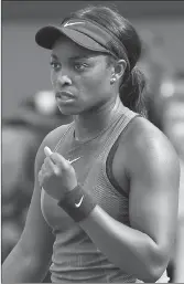  ?? AP PHOTOS ?? Simona Halep (left) and Sloane Stephens will meet in the French Open’s women’s singles final.