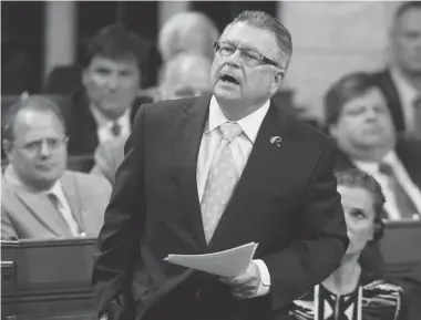  ?? CANADIAN PRESS FILES ?? Deputy Liberal leader Ralph Goodale is taking steps to have any reference to senators removed from the party constituti­on.