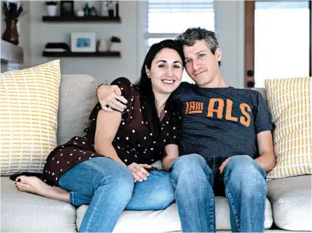  ?? ERIN HOOLEY/CHICAGO TRIBUNE ?? Husband and wife Brian Wallach and Sandra Abrevaya at home in Kenilworth. Wallach is battling ALS and the couple created I AM ALS to provide resources, reshape public understand­ing and work to find a cure.