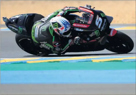  ??  ?? LA REFERENCIA. Johann Zarco fue el más rápido ayer en Le Mans con la Yamaha del Tech3 y Marc Márquez le señala como rival a batir.