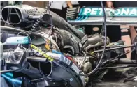  ?? JUN QIAN/JAWA POS ?? BATAL DIGANTI: Inilah mesin Mercedes PU1 yang masih tetap dipakai pada GP Kanada 10 Juni mendatang.