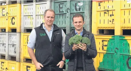  ??  ?? MP Stephen Gethins with Andrew Faichney of East of Scotland Growers.