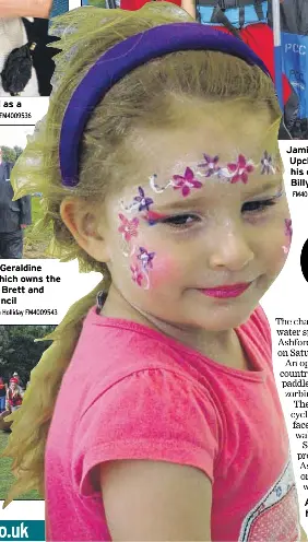  ?? Picture: Rebecca Holliday FM4009536
Picture: Rebecca Holliday FM4009543
FM4009531 ?? Jamie Upchurch with his children Billy and Amy Amelie Reid-Williams has her face painted during the open day at Conningbro­ok Lakes