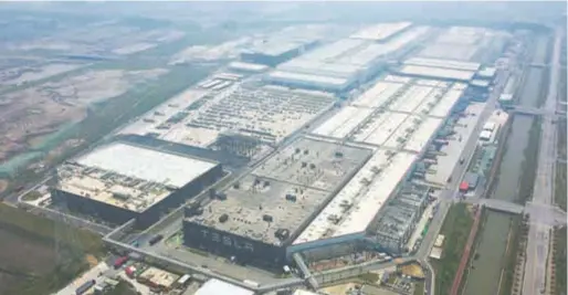  ?? — IC ?? A bird’s-eye view of Tesla’s Shanghai Gigafactor­y. Yesterday, 4,767 electric cars made by the US auto giant’s Shanghai factory were shipped from the city to Slovenia, despite the COVID-19 pandemic resurgence.