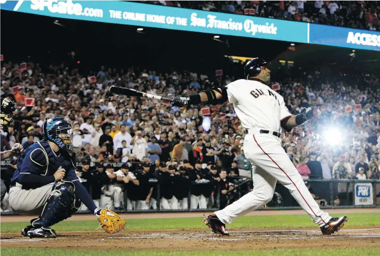  ?? — GETTY IMAGES FILES ?? Barry Bonds of the Giants swings at a pitch against the Padres in 2007, the final home game for Bonds as a member of the Giants. Bonds’ 762 career homers are a Major League best, but his link to steroids has kept him out of the Hall of Fame in his...