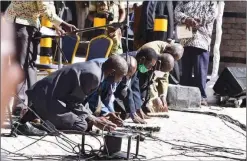  ??  ?? Traditiona­l leaders performing rituals at the unveiling of Mbuya Nehanda’s statue in Harare yesterday