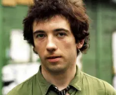  ??  ?? TRUE ORIGINAL: Pete Shelley of the Buzzcocks