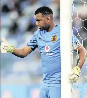  ??  ?? LAST LINE: Itumeleng Khune is putting his trust in the Kaizer Chiefs defence to keep the likes of Khama Billiat, Jeremy Brockie, Sibusiso Vilakazi and Percy Tau at bay when Sundowns visit the FNB Stadium tonight.