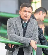  ??  ?? Hibs boss Paul Heckingbot­tom.