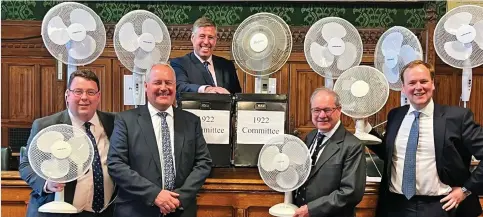  ?? ?? The cooling body: Leaders of the Conservati­ve backbenche­rs in the 1922 Committee Room yesterday