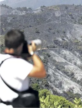  ?? Foto: dpa ?? Sierra Bermeja, das Unglück vor Málagas Haustür.