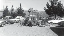  ??  ?? Back in the day cars were allowed inside the park.