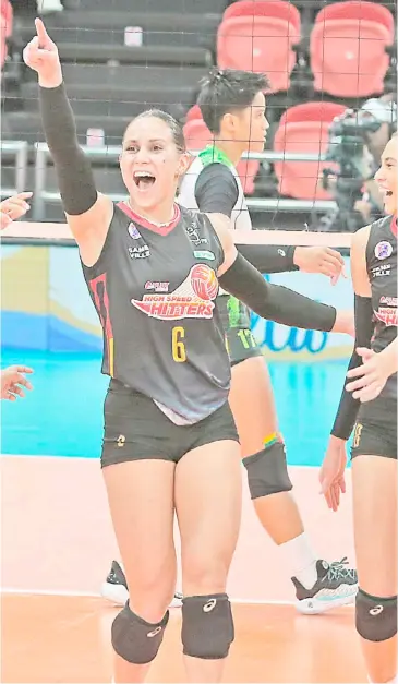  ?? PHOTOGRAPH BY JOEY SANCHEZ MENDOZA FOR THE DAILY TRIBUNE @tribunephl_joey ?? SAVI Davison puts an exclamatio­n point to PLDT’s emphatic straight sets win over Nxled in the PVL All-Filipino Conference on Tuesday at the Philsports Arena in Pasig.