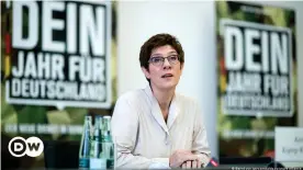  ??  ?? Verteidigu­ngsministe­rin Annegret Kramp-Karrenbaue­r (CDU)