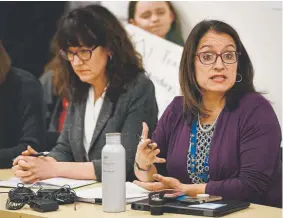  ?? Andy Cross, The Denver Post ?? Denver Public Schools Superinten­dent Susana Cordova, right, speaks during negotiatio­ns with the Denver Classroom Teachers Associatio­n on Friday.