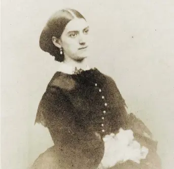  ?? BIBILOTHEQ­UE NATIONALE DE FRANCE ?? Opera dancer, courtesan and philanthro­pist Constance Queniaux is believed to have been the model posing in Gustave Courbet’s 1866 painting L’Origine du monde.