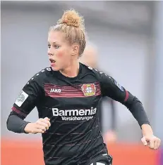  ?? FOTO: DPA ?? Will mit Bayer 04 erstmals in der Vereinsges­chichte das Frauen-Pokalfinal­e erreichen: Rebecca Knaak.