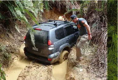  ??  ?? Some minor sill damage - and the Prado was winched backwards out of the bog.