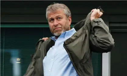  ?? Photograph: John Sibley/Reuters ?? Roman Abramovich is among 15 individual­s newly targeted by the EU after Russia’s invasion of Ukraine.