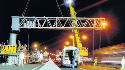  ??  ?? ●●Work underway on the £202m ‘smart motorway’ project on the M62