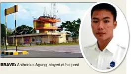  ??  ?? BRAVE: Anthonius Agung stayed at his post