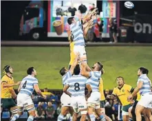  ??  ?? En deux matchs, les Argentins ont prouvé que leur place dans le rugby sudiste n’était pas usurpée.