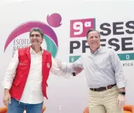  ??  ?? Ernesto Nemer, presidente del PRI en el Estado de México, y José Antonio Meade, secretario de Hacienda.