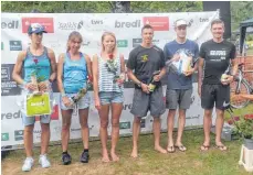  ?? FOTO: SV SULMETINGE­N ?? Martin Dangelmayr (Dritter v. r.) wurde bei den baden-württember­gischen Triathlonm­eisterscha­ften Zweiter seiner Altersklas­se.