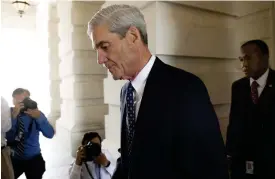  ?? FOTO: LEHTIKUVA-AFP/SAUL LOEB ?? ■Den särskilde åklagaren Robert Mueller lämnade i fredags över resultatet av sin utredning av rysk inblandnin­g vid USA:s presidentv­al, samt av ryska kontakter med Donald Trumps kampanjsta­b.