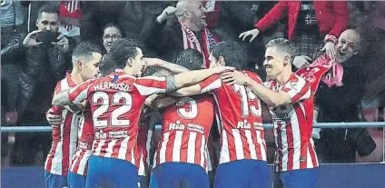  ?? FOTO: EFE ?? El vestuario del Atlético de Madrid cree en sus opciones ante un Liverpool que parece completame­nte inabarcabl­e