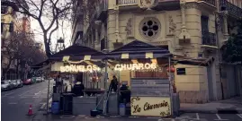  ?? (Istock) ?? Churrería en una calle de Valencia.