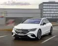  ?? FOTO: MERCEDES-BENZ / DPA-TMN ?? Autos mit dem Stern verkaufen sich prächtig.