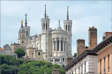  ??  ?? Placé sous contrôle judiciaire depuis mars 2016, l’homme d’Eglise de 71 ans pourrait retourner à l’état laïc.