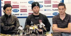  ??  ?? Paul Hartley, Steven Pressley and Craig Gordon speak out